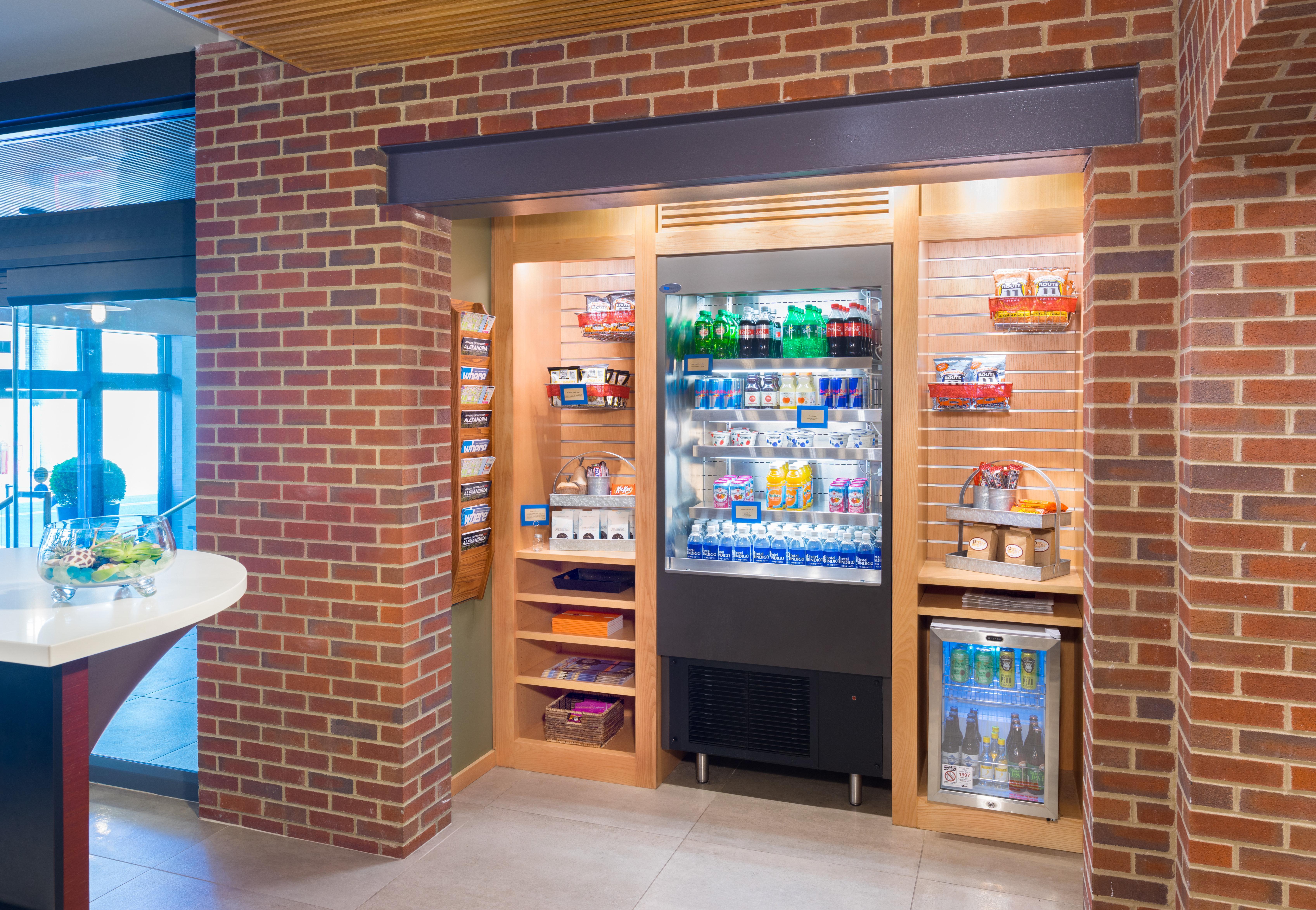 Hotel Indigo Old Town Alexandria By Ihg Exterior photo